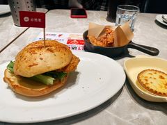 -必胜客(鳌江万达店)
