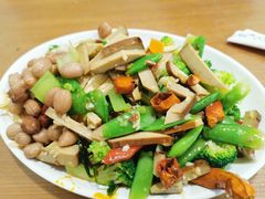 -老米家泡馍(都市印象店)