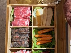 -喃喃椰·糟粕醋·椰子鸡火锅(七堡花园店)