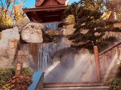 -七彩云南古滇温泉山庄