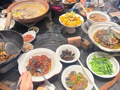 -湘力力小院·鱼汤泡饭(枫林路店)