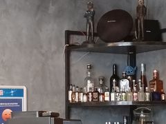 -BE NORMAL CAFE(霞溪路店)