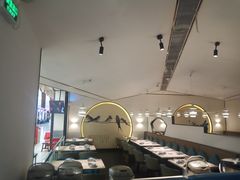 大堂-周渝食惦·酸菜鱼精致川菜(横岗店)
