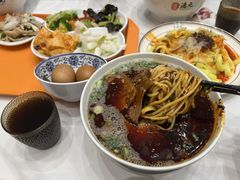 -德元兰州纯汤牛肉面(龙阳路店)