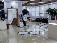 -茂菊口腔连锁(浦东南路店)