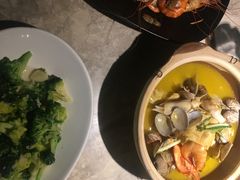 -沪小胖小龙虾(淮海中路旗舰店)
