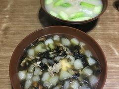 丝瓜咸蛋肉丝汤泡饭-百福麵家(新馬路店)