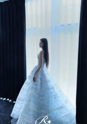 -Renee芮亦婚纱