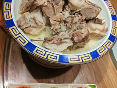-蒙亨·手把肉·蒙古包餐厅(乌兰察布天恒广场店)