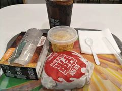 麦辣鸡腿堡套餐-麦当劳(太原坞城路店)