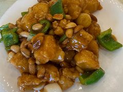 宫爆鳕鱼球-奥华餐厅·老张记(台基厂店)
