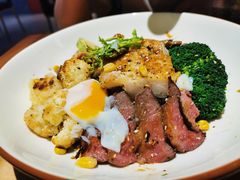 -POKEE VIA&Brunch·维娅(重庆来福士店)