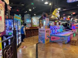 -卡通尼乐园(银泰店)