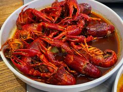湖北油焖虾-龙巢盱眙龙虾·鸡煲·烧烤宵夜(坪洲店)