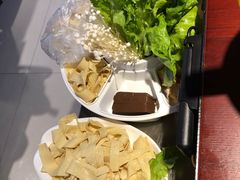 -鸡公虾婆新派干锅(喜盈门店)