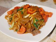 湿炒牛河-李记潮汕砂锅粥(营福路店)