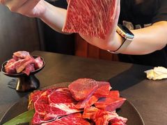 -铭牛烧肉·和牛海鲜自助(高新月牙湖店)