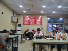 大堂-巧酱府重庆砂锅大全