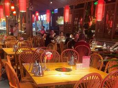 -鸿通城购物中心