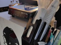 -津椰本·海南正宗椰奶清补凉(店一店)