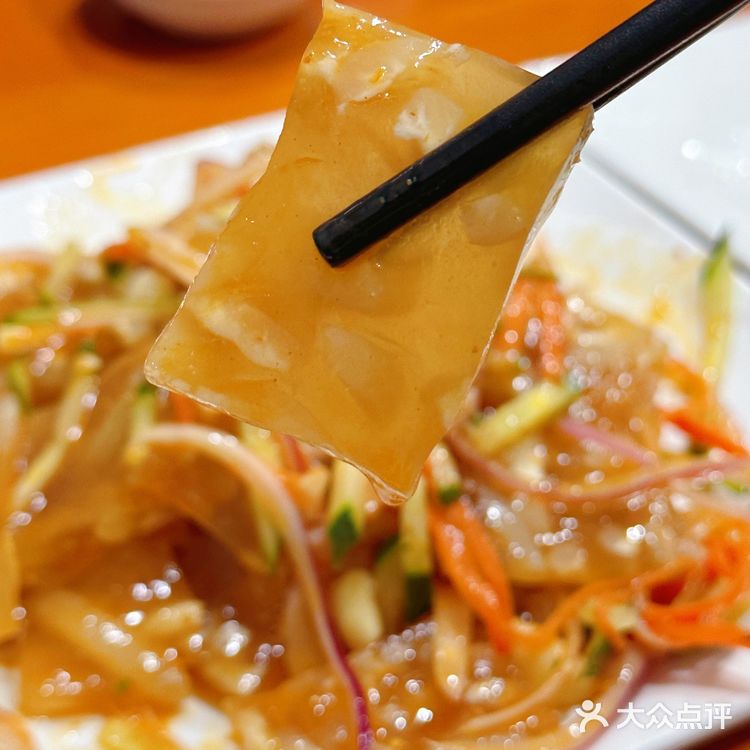 在宁德的河南菜馆吃新疆大盘鸡？