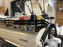 -Be Lived Cafe比例咖啡(摩天轮店)