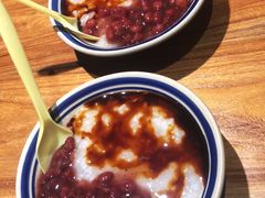 红豆稀饭-泥糊破店小酒馆·团建聚餐(南京西路店)