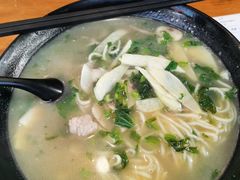 老杭州片儿川-东坡·面(音乐喷泉店)