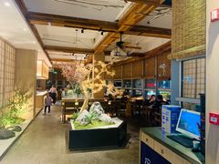 -蜜桃餐厅·伴山(湖滨商业街店)