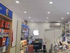 -修卜凡二手严选店·手机维修·回收租赁(川沙地铁站店)