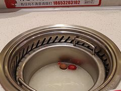 -龍歌自助小火锅(市南金茂湾店)