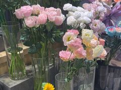 -谷莠子花艺气球派对·绿植造景·花艺沙龙(东海缤纷天地店)