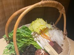 -余欢领鲜火锅(新街口店)