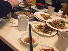 -北京汉丽轩海鲜烤肉自助火锅一体(中百店)