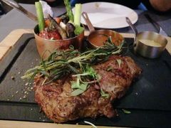 碳烤澳洲西冷牛排-YUE·6·西式融合餐厅(外滩六号店)