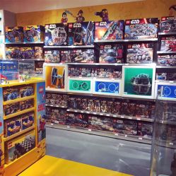 -乐高授权专卖店(朝阳大悦城店)