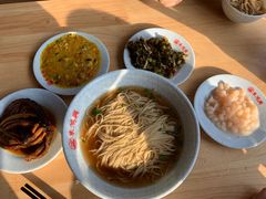 -朱鸿兴面馆(镇湖店)