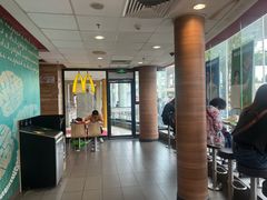 -麦当劳(虹梅路地铁站店)