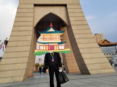 -霍尔果斯国门景区