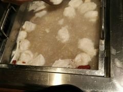 -老牌坊云南鱼豆花火锅(嵩山店)