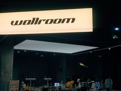 -WALLROOM