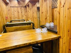 大堂-老东镇啤酒屋海鲜加工·蒸汽海鲜·海鲜烧烤(台东店)