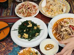 -乡村馕坑肉·烧烤·新疆菜·本地人更爱吃(阿勒泰首店)