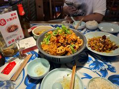 -川流不息·地道川菜·小龙虾(新松江路店)