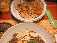 -百春原湖南牛肉粉(百联世纪店)