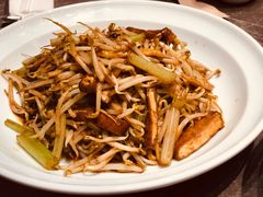 -闫府私房菜·老字号(恒隆店)