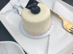伯爵的杏园-UNI UNI(环亚凯瑟琳店)