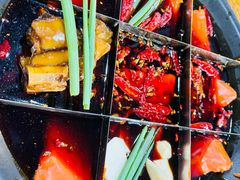 -正南齊北重庆老火锅(光华村直营店)