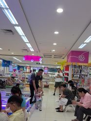 -孩子王(番禺万达广场店)