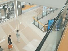 -冰纷万象滑冰场(沈阳万象城店)